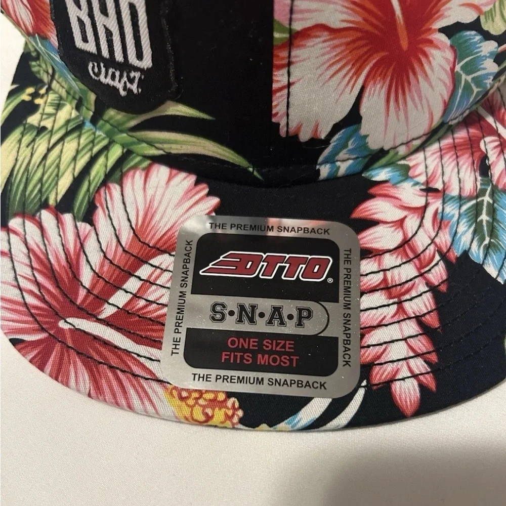 BAD Craft Hawaiian Baseball Hat Black Floral SnapBack Flat bill Style Otto NEW - Picture 2 of 6